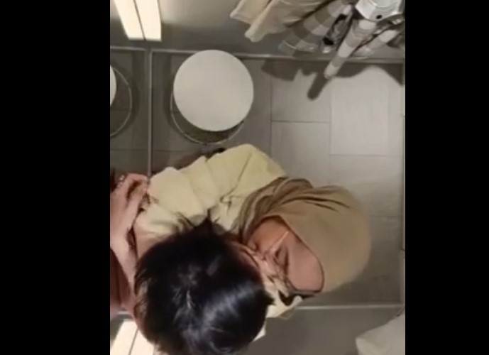 Aksi Cewek Hijab Sama Pacar Di Dalam Kamar Ganti Tertangakp CCTV